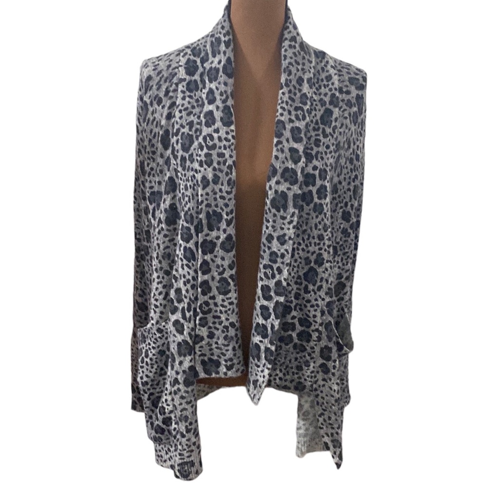 Line Cashmere snow leopard waterfront open sweater cardigan size XS